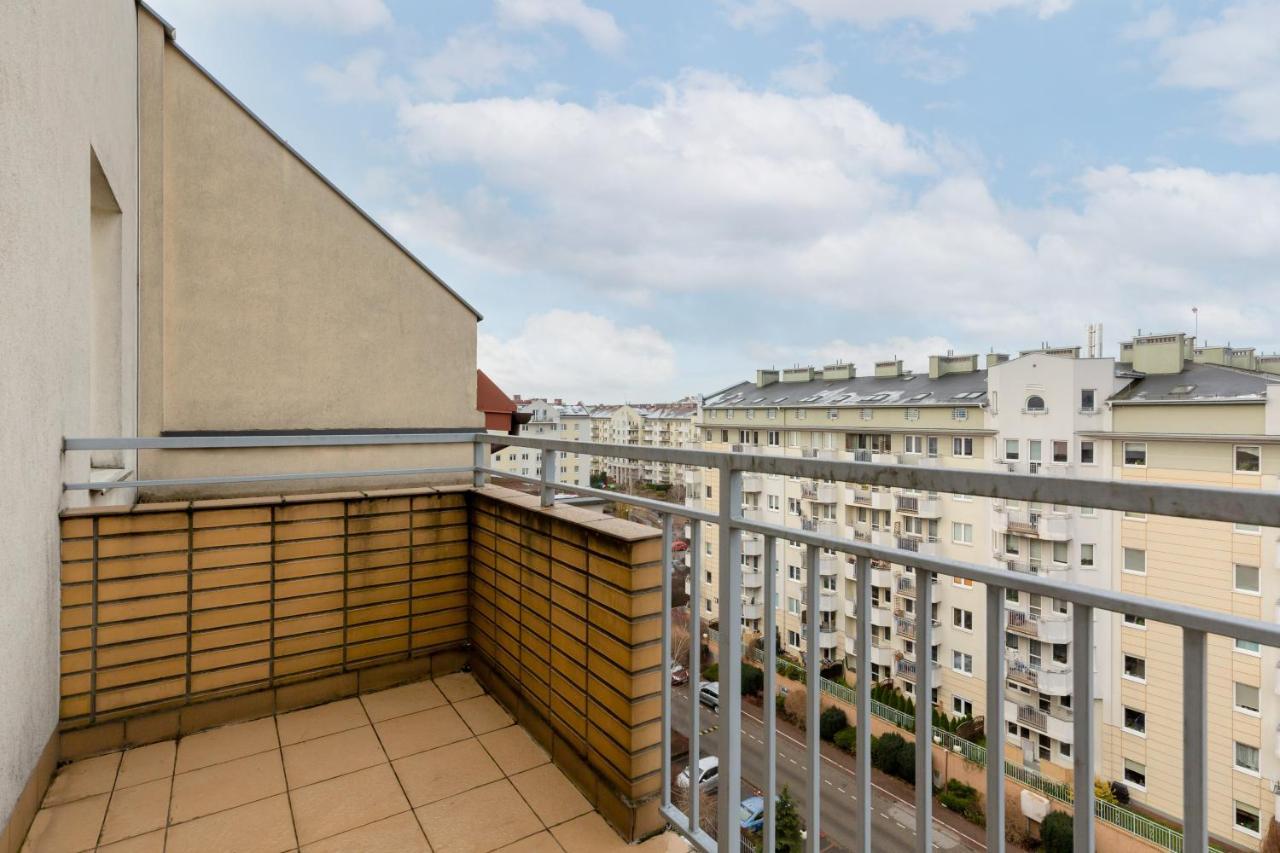 Apartments Chelmonskiego Warsaw Ursus By Noclegi Renters Esterno foto
